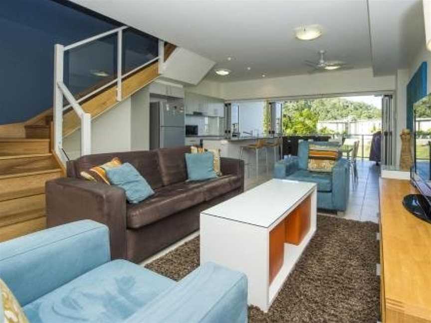 Beachside Apartment 13, Nelly Bay, QLD