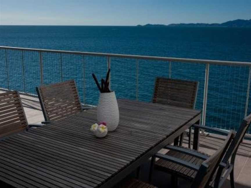 Penthouse on Bright Point, Nelly Bay, QLD