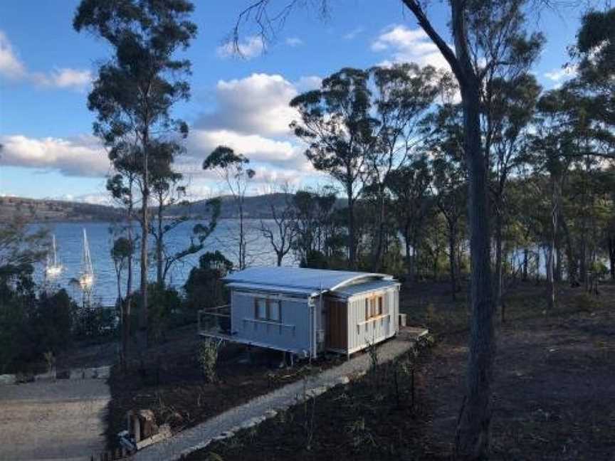 Free Spirit Pods, Accommodation in North Bruny