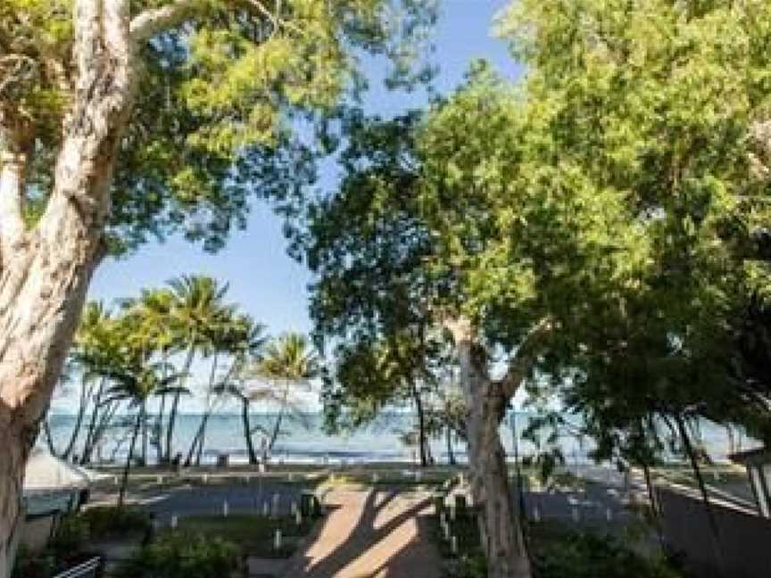 603 On The Beach Luxury Apartment, Palm Cove, QLD