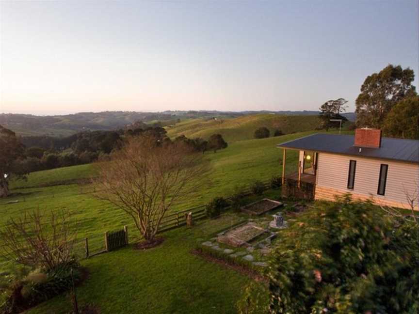 Halcyon Cottage Retreat, Strzelecki, VIC