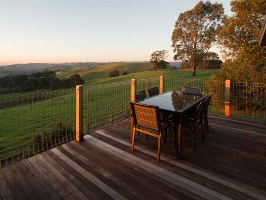 Halcyon Cottage Retreat, Strzelecki, VIC