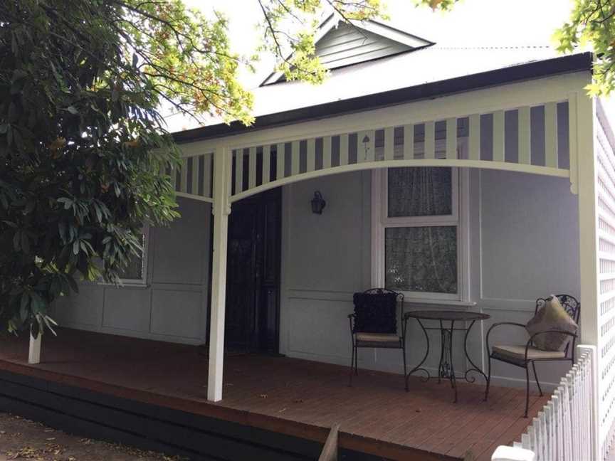 Magnolia Cottage, Healesville, VIC