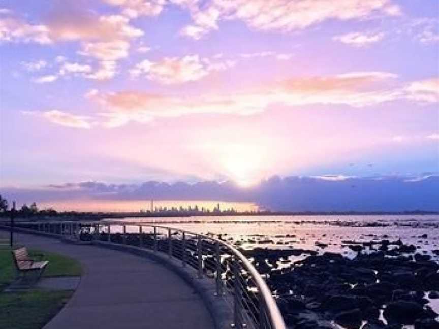 Beach Front Holiday Living, Altona, VIC