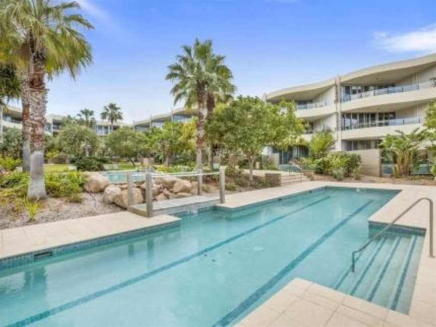 COTTON BEACH APARTMENT 33 WITH POOL VIEWS, Casuarina, NSW