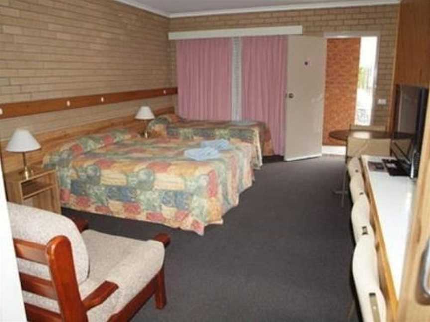 Holbrook Town Centre Motor Inn, Holbrook, NSW