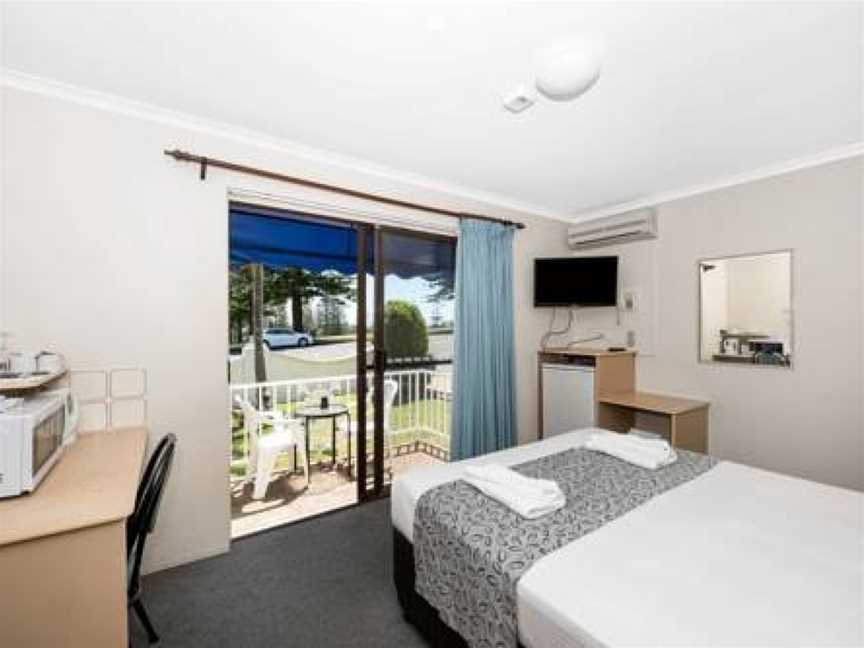 OCEAN BREEZE MOTEL, Port Macquarie, NSW