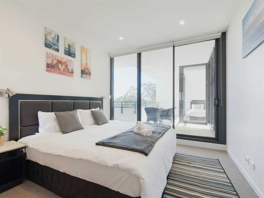 Morden Sleek Apartment in Heart of Macquarie Park, North Ryde, NSW