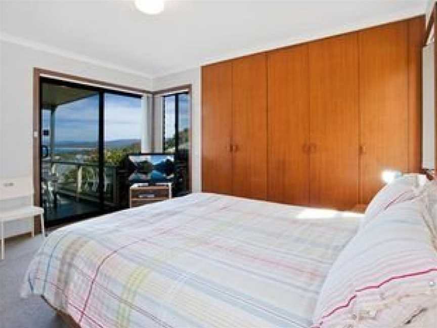 'Cliff 64' Cliff Top Home, Merimbula, NSW