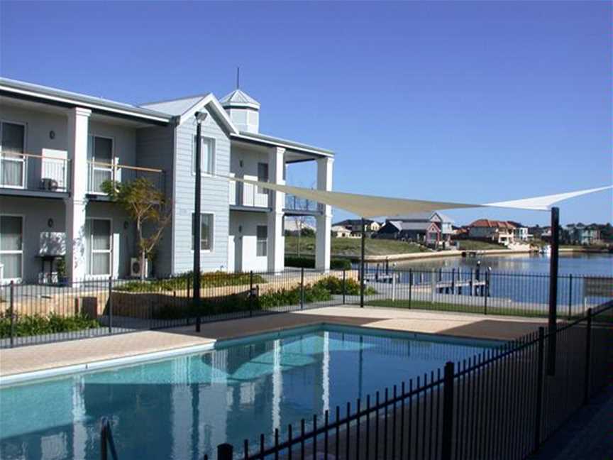 Quest Mandurah, Accommodation in Mandurah