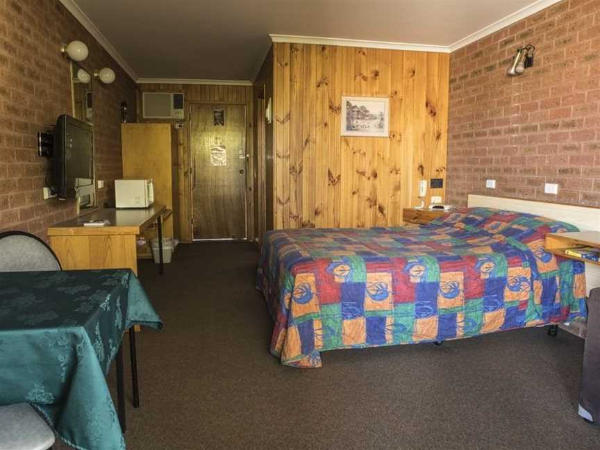 Country Roads Motor Inn, Narrandera, NSW