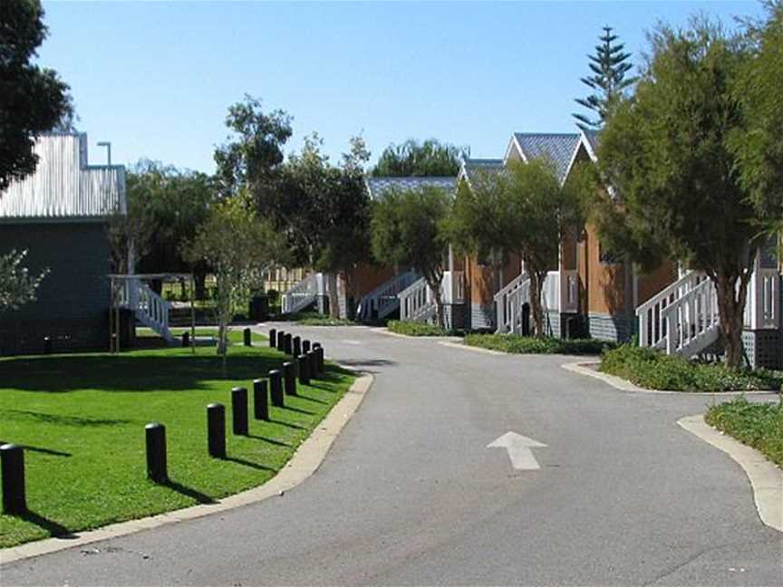 Mandurah Ocean Marina Chalets, Accommodation in Mandurah