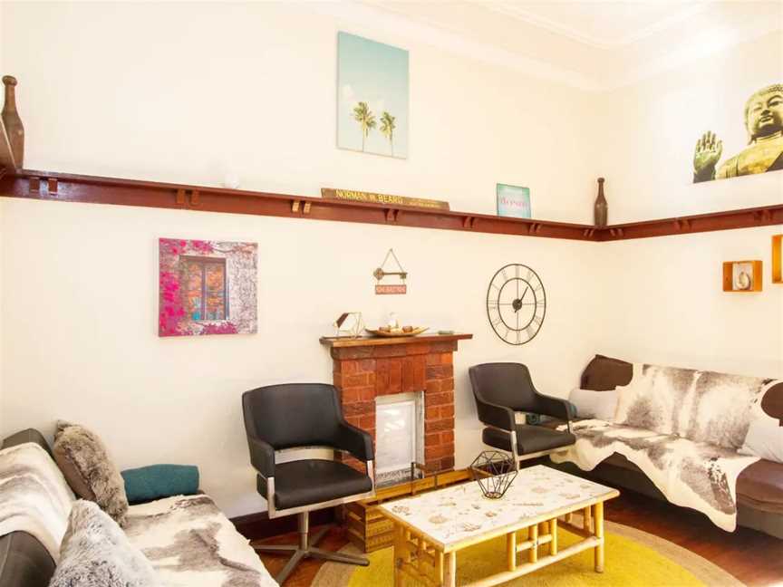 U4 Glasgow , Bondi Beach Charming Apartment+ Sunny Balcony, Bondi Beach, NSW