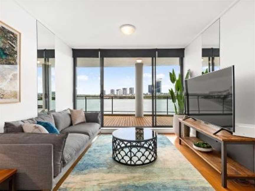 Resort style 2 bdrm in Homebush with bay views -57 BEN, Wentworth Point, NSW