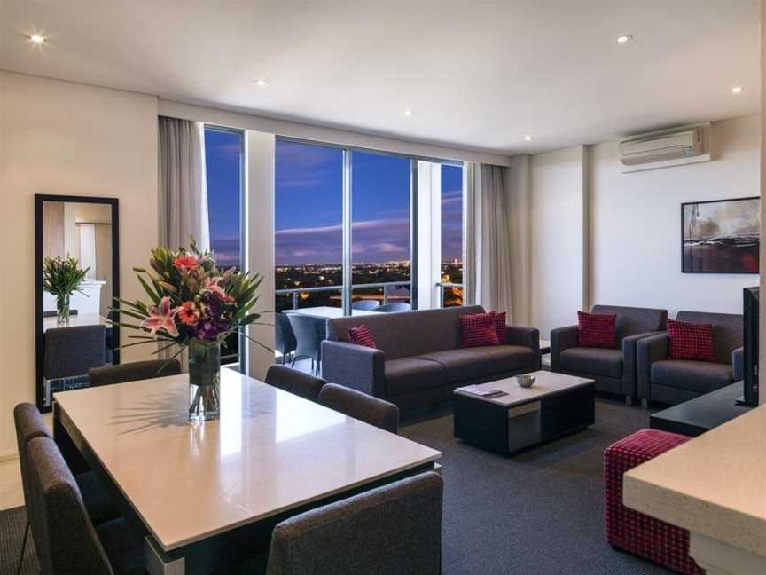 Meriton Suites George Street, Parramatta, Parramatta, NSW