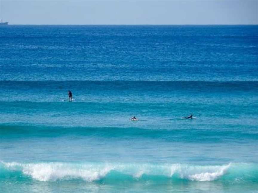 Surfside, Caves Beach, NSW