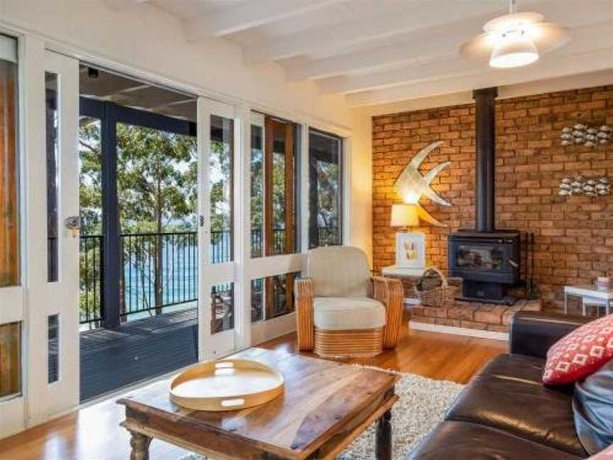 Tallwood 24, NARRWALLEE, Mollymook Beach, NSW