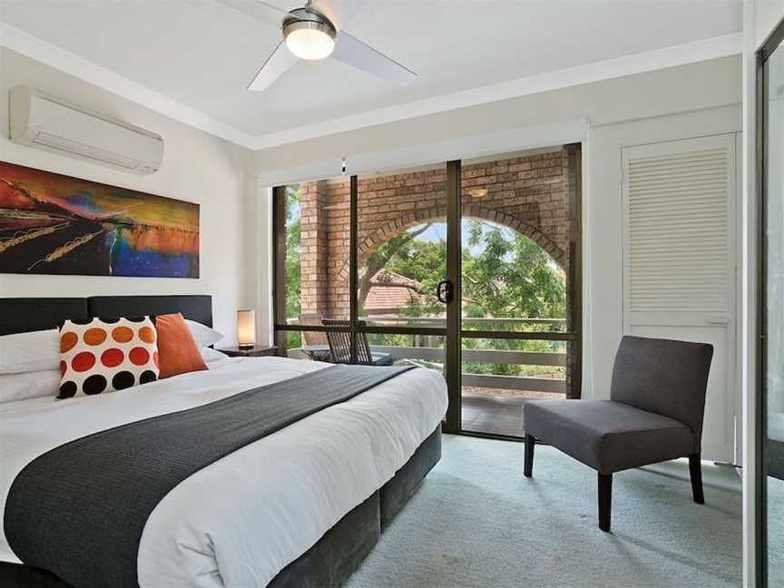 Newcastle Short Stay Accommodation - Centennial Terrace Apartments, Cooks Hill, NSW