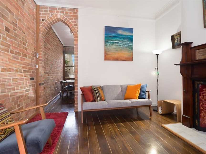 Newcastle Short Stay Accommodation - 9 Alfred Street, Newcastle East, NSW