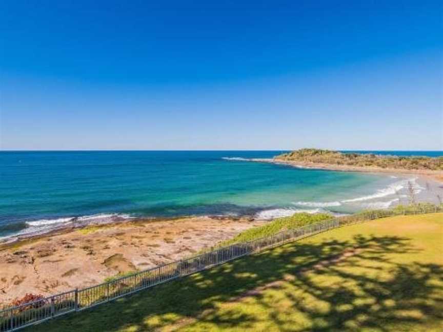 Craigmore On the Beach Unit 13 - views views, Yamba, NSW