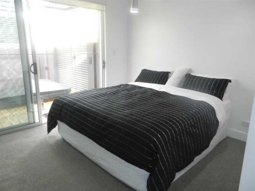 Palm Villa Serviced Apartments, East Albury, NSW