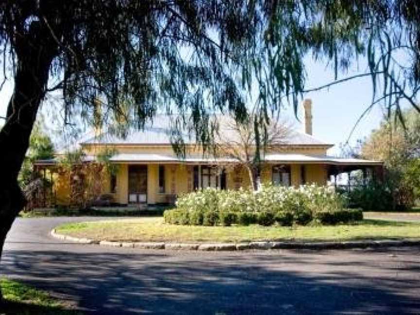 Ranelagh Bed and Breakfast, Accommodation in Dubbo