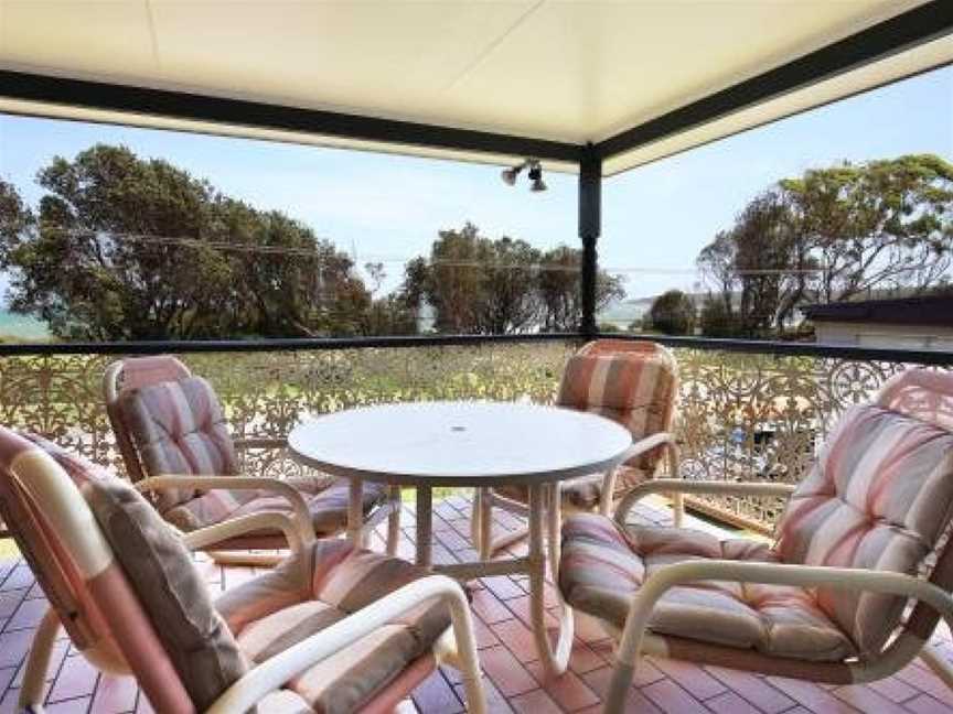 The Crescent - Pet Friendly - 1 Min to Beach, Currarong, NSW