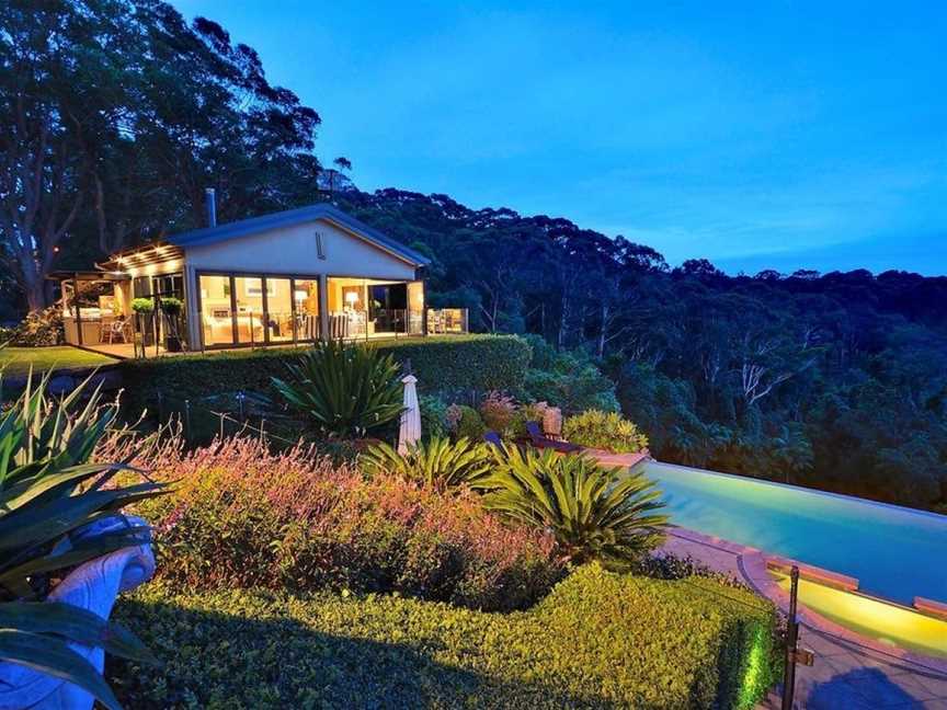 The Outlook Cabana, Picketts Valley, NSW