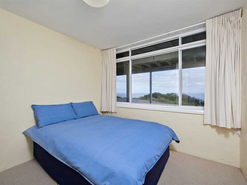 Pacific Street, 28, Ocean Retreat, Fishermans Bay, NSW