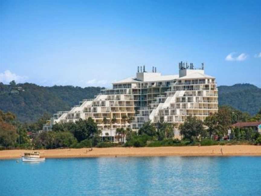 Hinterland Luxury - 1 Bedroom Hinterland View Apt, Ettalong Beach, NSW