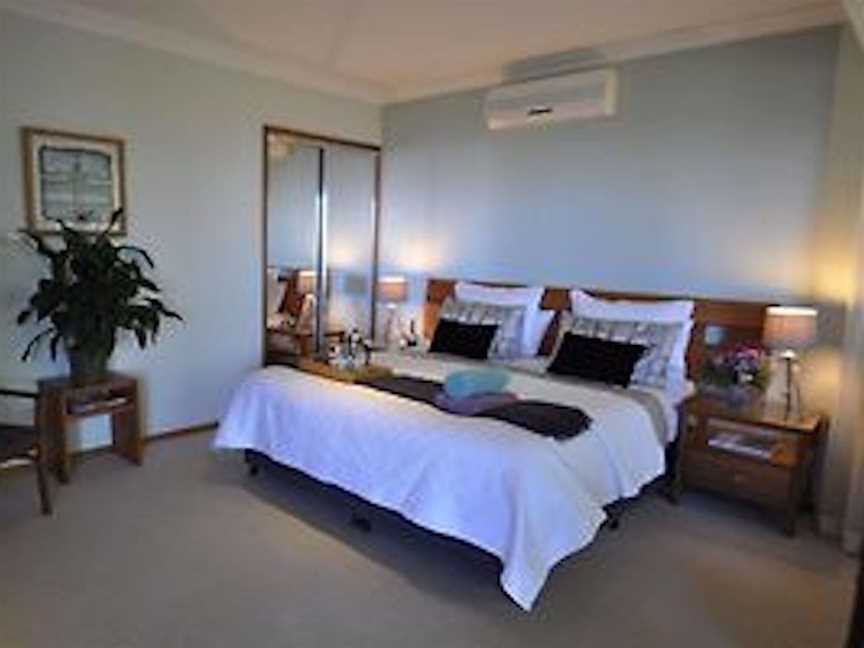 BRAESIDE & BREAKFAST, Accommodation in Maleny