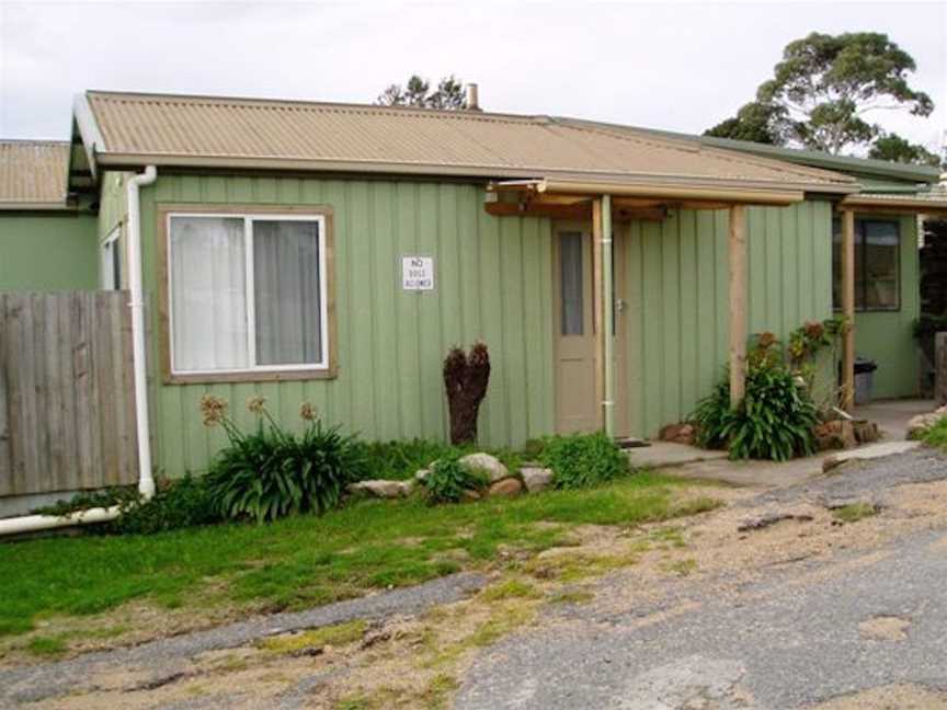 Coles Bay YHA Hostel, Accommodation in Coles Bay