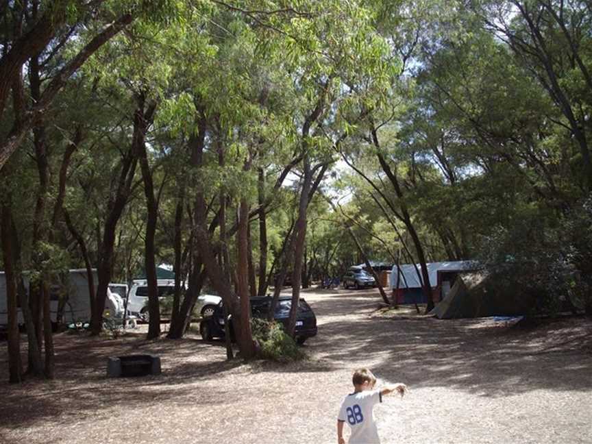 Coalmine Beach Caravan Park, Accommodation in Walpole