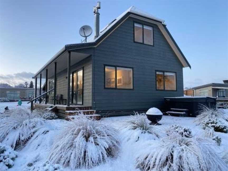 Cosy Spa Cottage with WiFi - Ohakune Holiday Home, Ohakune, New Zealand