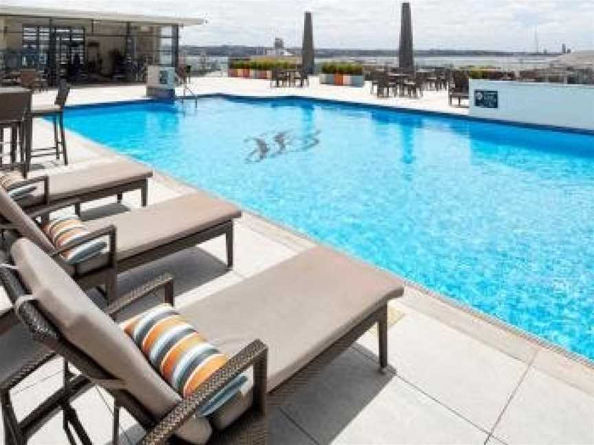 Apartment with Hot tub, Rooftop pool, gym & sauna, Eden Terrace, New Zealand