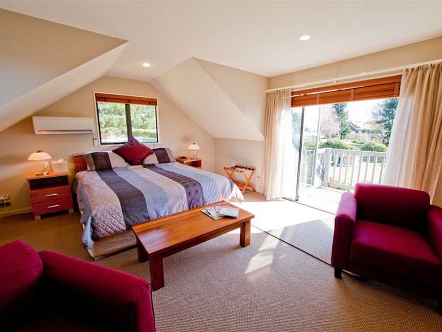 Alpine Peaks Apartment, Wanaka, New Zealand