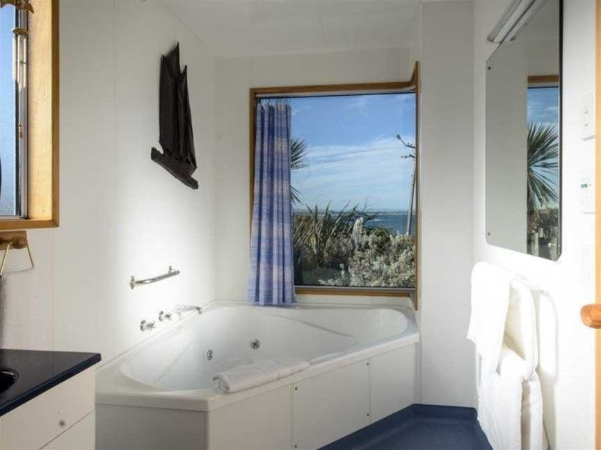 Kaka Point Spa Accommodation - Catlins, Kaka Point, New Zealand