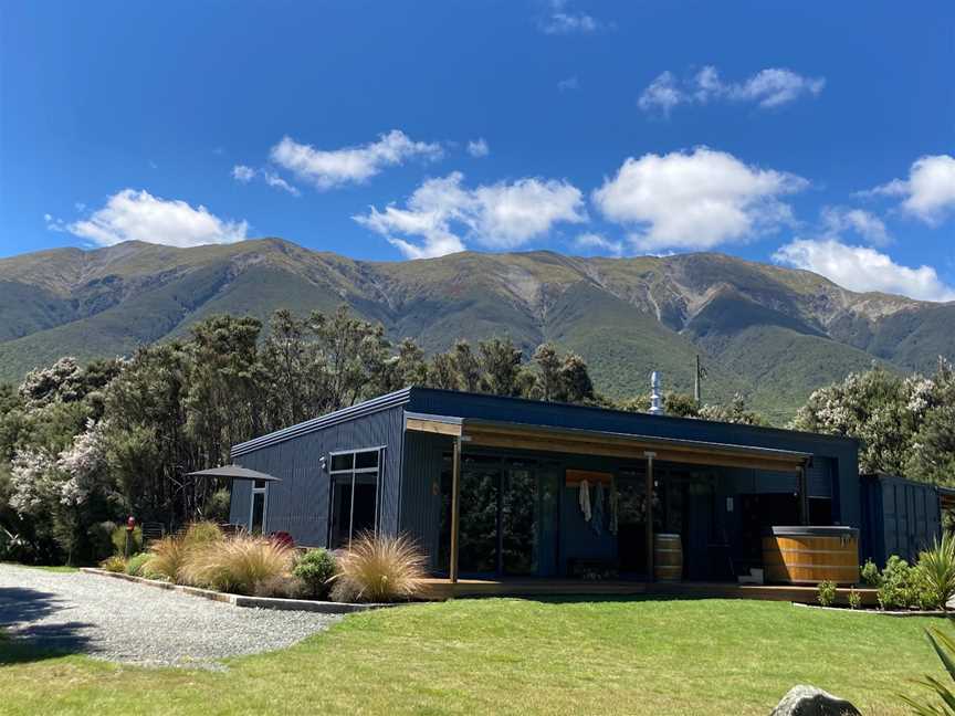 The Woodsman's Den, Lake Rotoroa, New Zealand