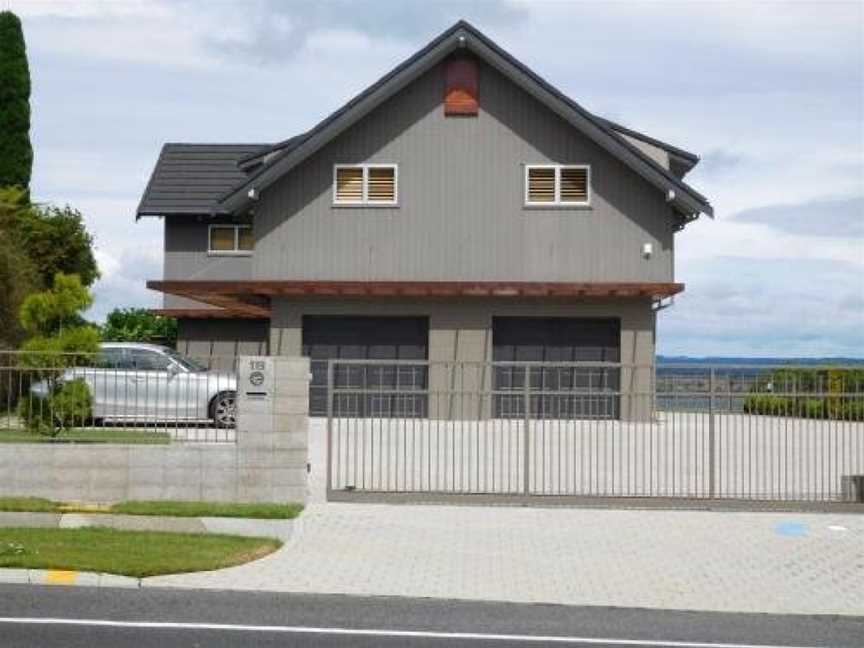 Acacia Apartment With A View, Taupo, New Zealand