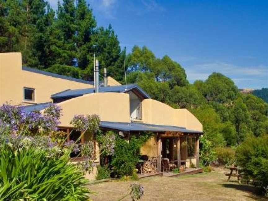 Manaaki Mai Lodge - Nature at its best 2 bedroom, Lyttelton, New Zealand