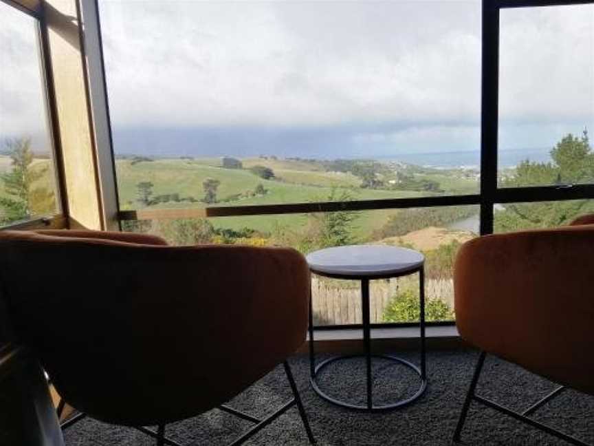 Gateway to Peninsula with Sea Views, Dunedin (Suburb), New Zealand