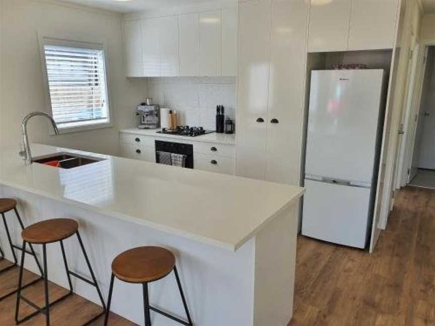 Private 2 Bedroom Apartment Castor Bay Auckland, Castor Bay, New Zealand