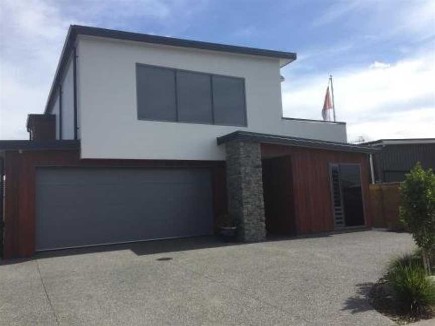 Our Beach House, Tauranga (Suburb), New Zealand