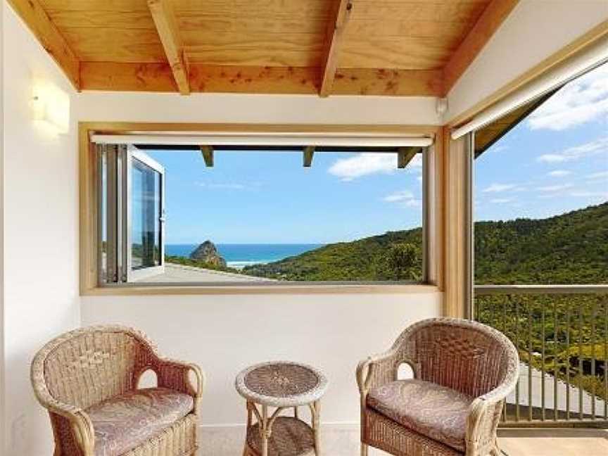 Sea of Green Lookout - Piha Holiday Home, Piha, New Zealand