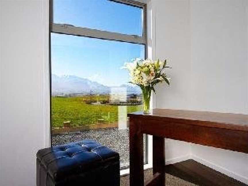 Shearwater Holiday Home by Kaikoura Holiday Home, Kaikoura (Suburb), New Zealand