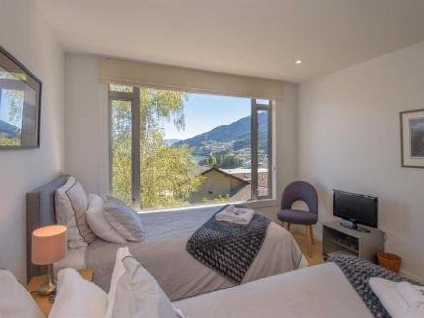 The Woods Luxury Villa Apartments - 1km to town, Argyle Hill, New Zealand