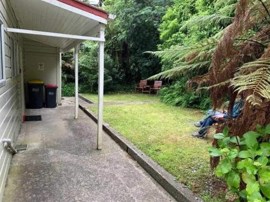 House with a view lots of space and a hot tub, Greymouth, New Zealand