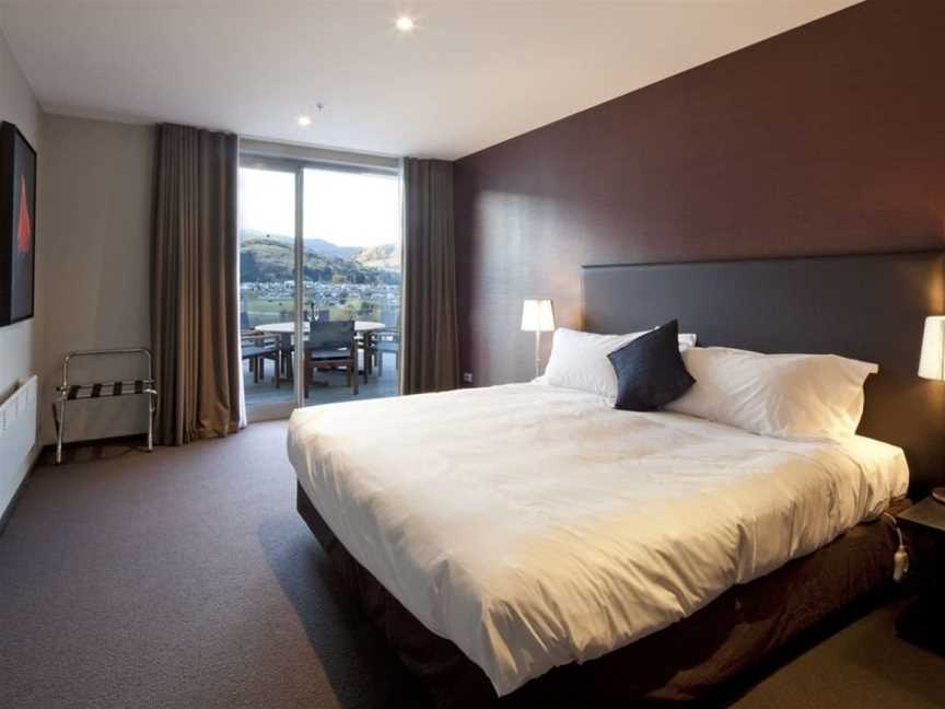 Queenstown Village Apartments, Argyle Hill, New Zealand