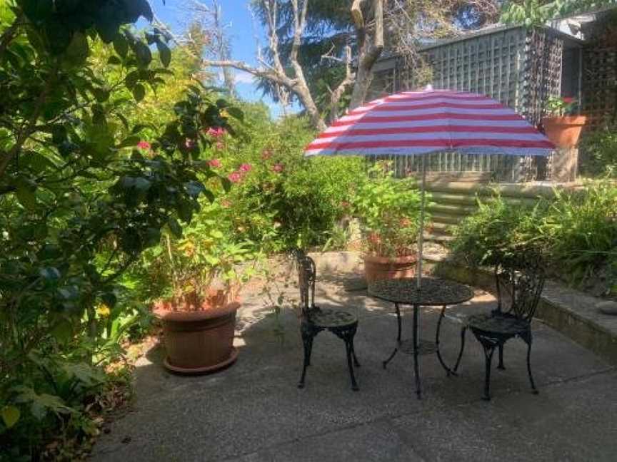 Garden Studio, Poukiore, New Zealand