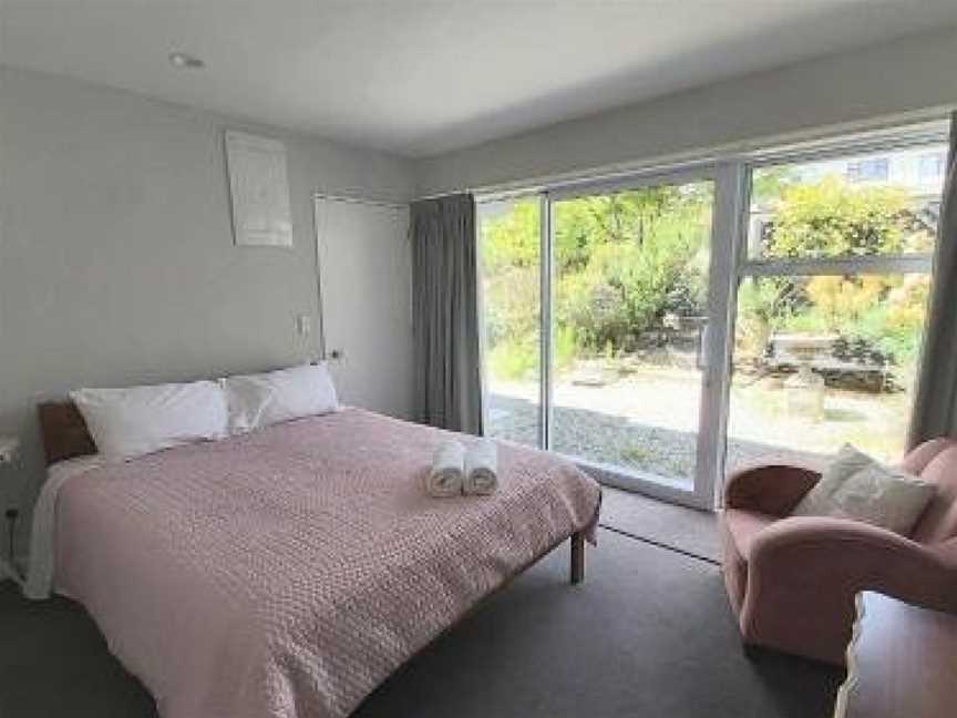 Views, Space, Comfort, The Perfect Holiday Treat, Wanaka, New Zealand